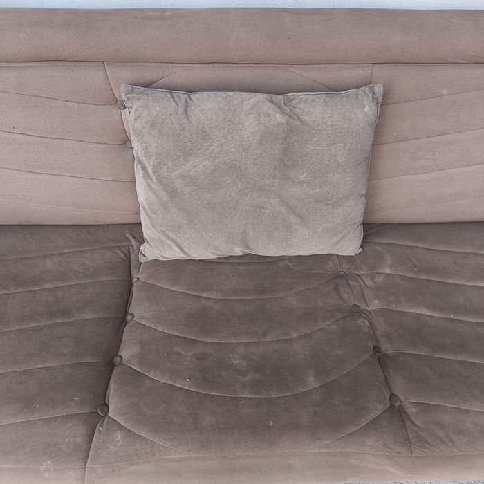 Диван расклодушка     .