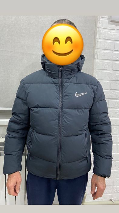 продается новая мужская куртка