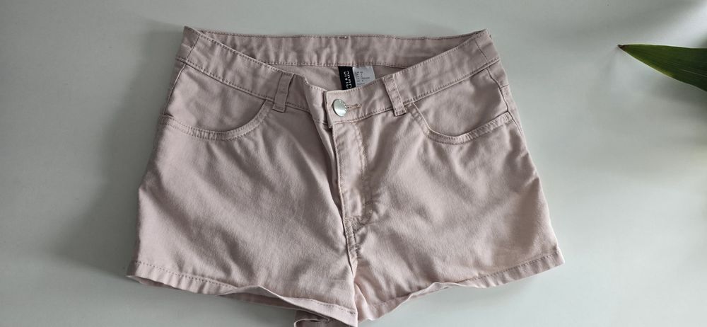 Къси панталонки H&M 34-36