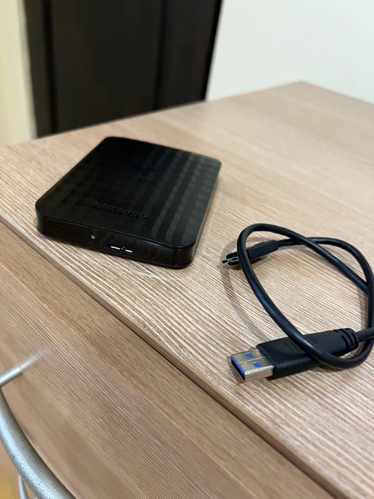 Външен диск Samsung 1TB