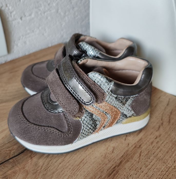 Adidași Geox mărimea  22