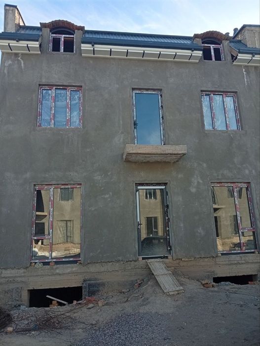 10 йилгача Насия савдога Учкахрамонда коттеджлар КАДАСТР БОР