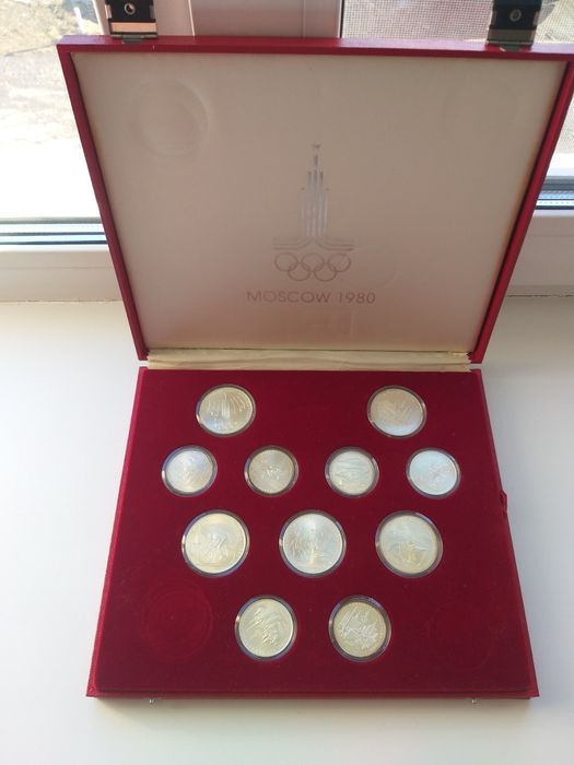 Продам монеты  олимпиада 80