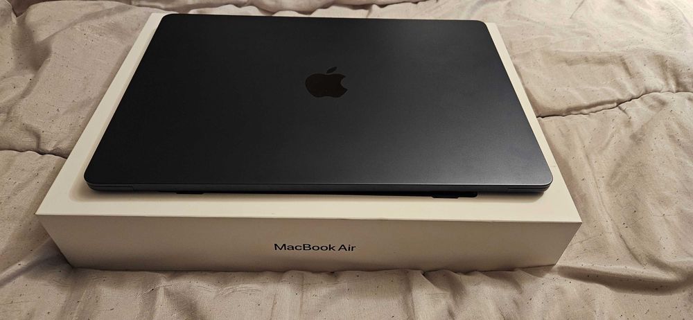 MacBook Air 15 M4 256 GB