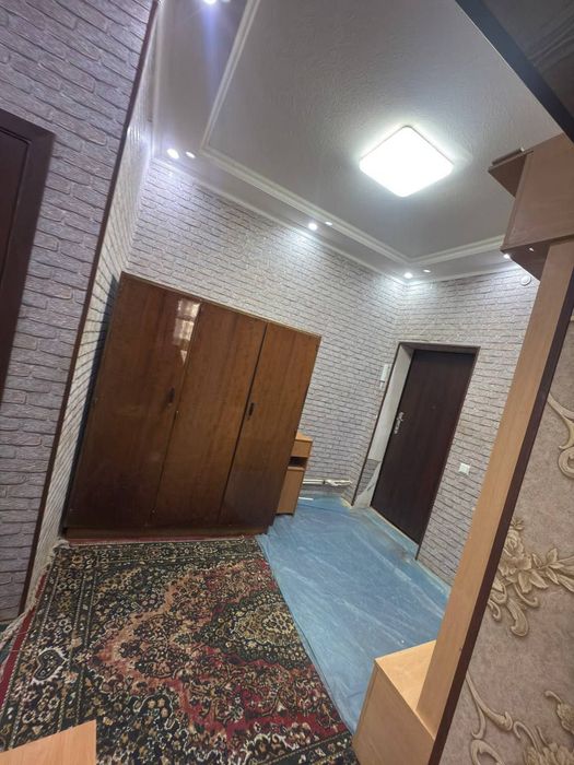 Ijara beriladi globus yonida 1 xona 300