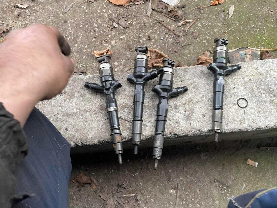 дюзи toyota land cruiser j120 3.0 d4d 163 1kd  denso