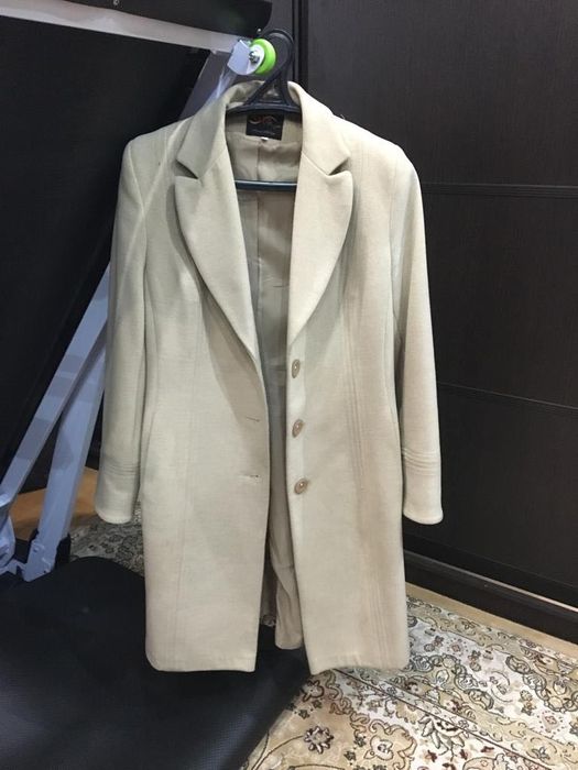 Продаётся пальто