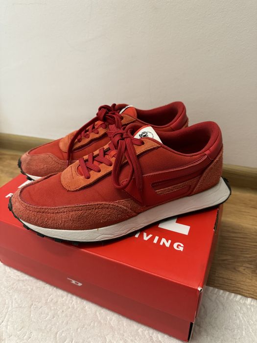 КАТО НОВИ DIESEL червени дамски маратонки оригинални 40номер