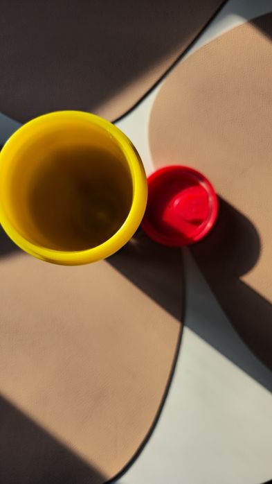 Set 2 pahare din plastic cu capac