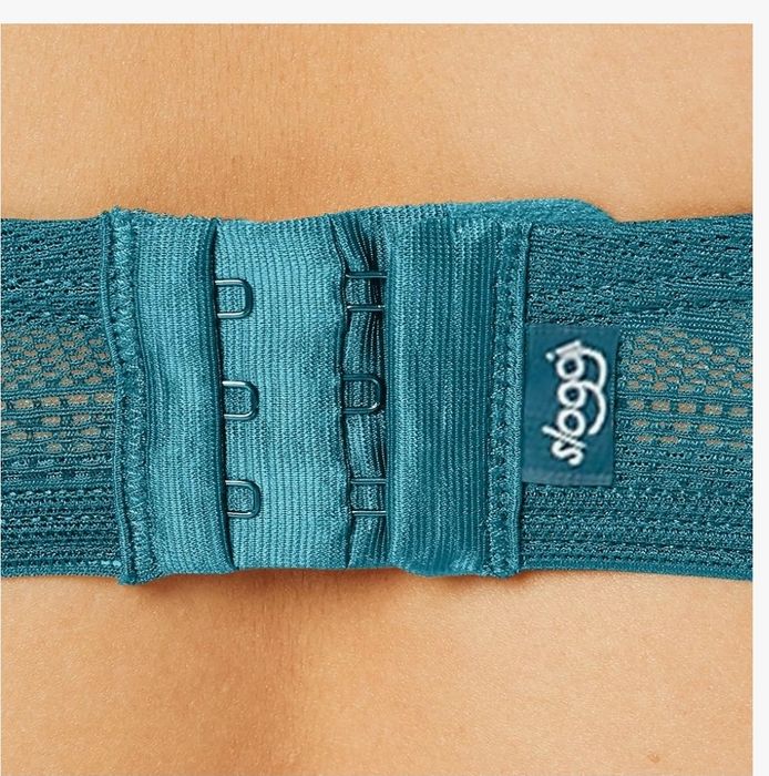 Сутиен 75C sloggi нов