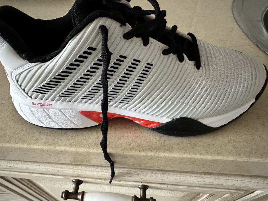 Кроссовки для большого тенниса