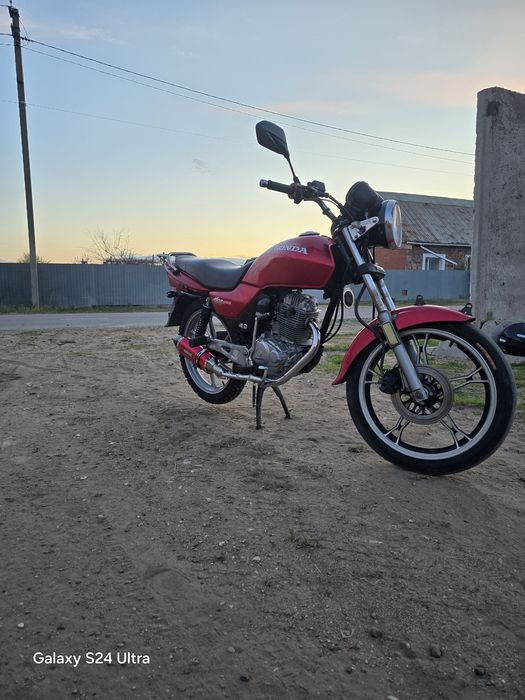 Продам хонда 125
