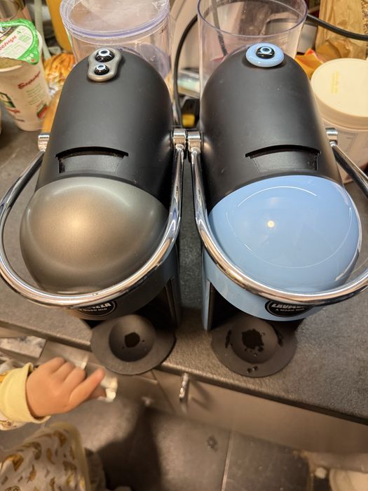 Здравейте,продавам кафе машина А МОДА МИО ВЪВ ПЕРФЕКТНО СЪСТОЯНИЕ