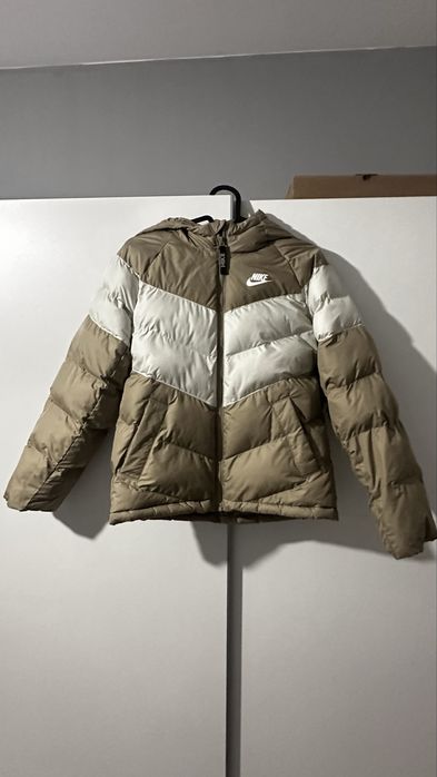 детко яке Nike Storm Fit