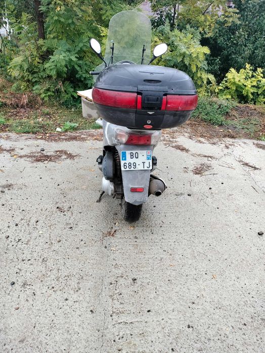 Hond motor 125 merge foarte bine