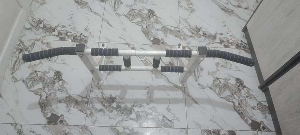 Настенный турник