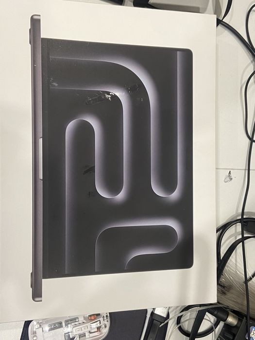 Macbook pro m4 max 48gb