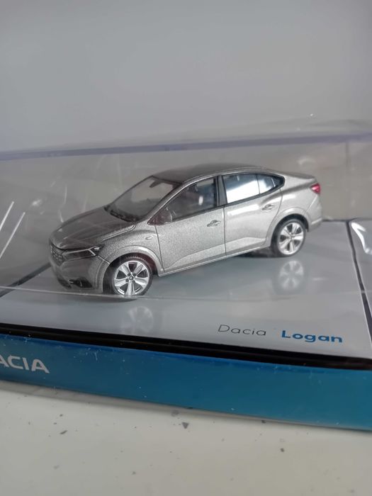 Machetă Dacia Logan