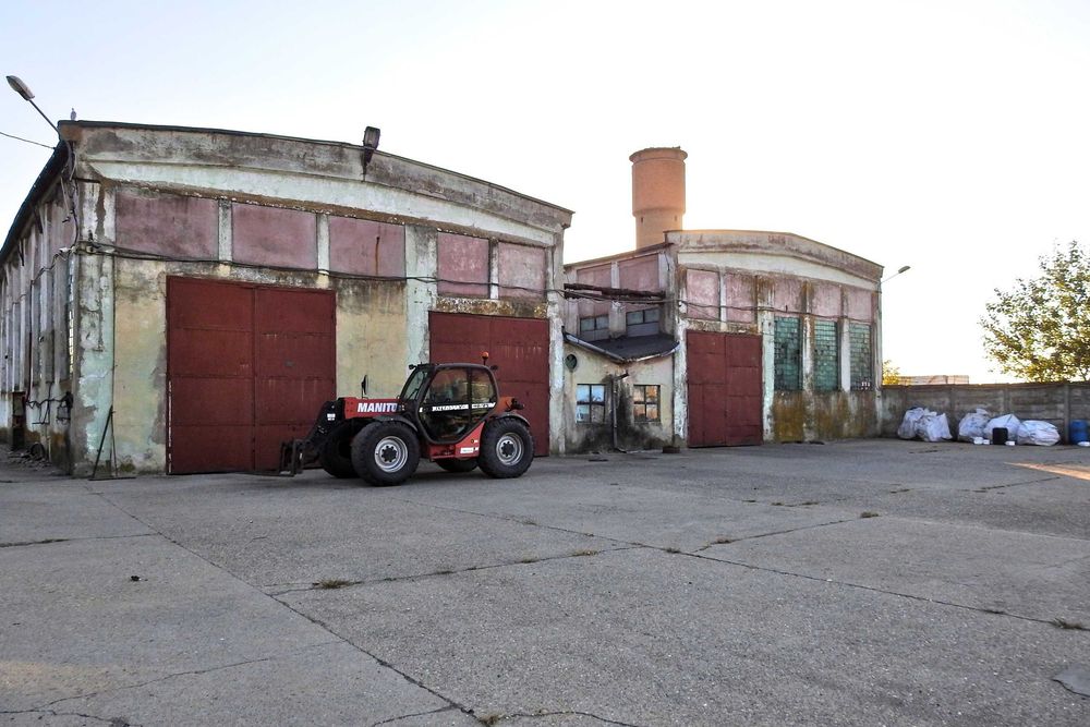 Fermă agricolă Hodoni, Timiș 2,3 ha, hale, birouri, cântar 50 t