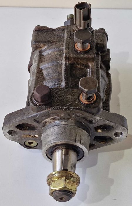 ГНП Горивна Помпа Тойота Авенсис Т22 2.0 D4D Toyota Avensis T22 116 кс