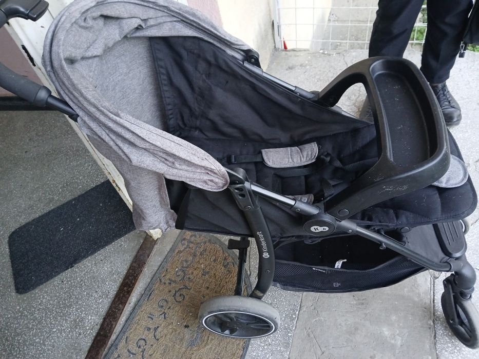 Căruț sport în stare buna