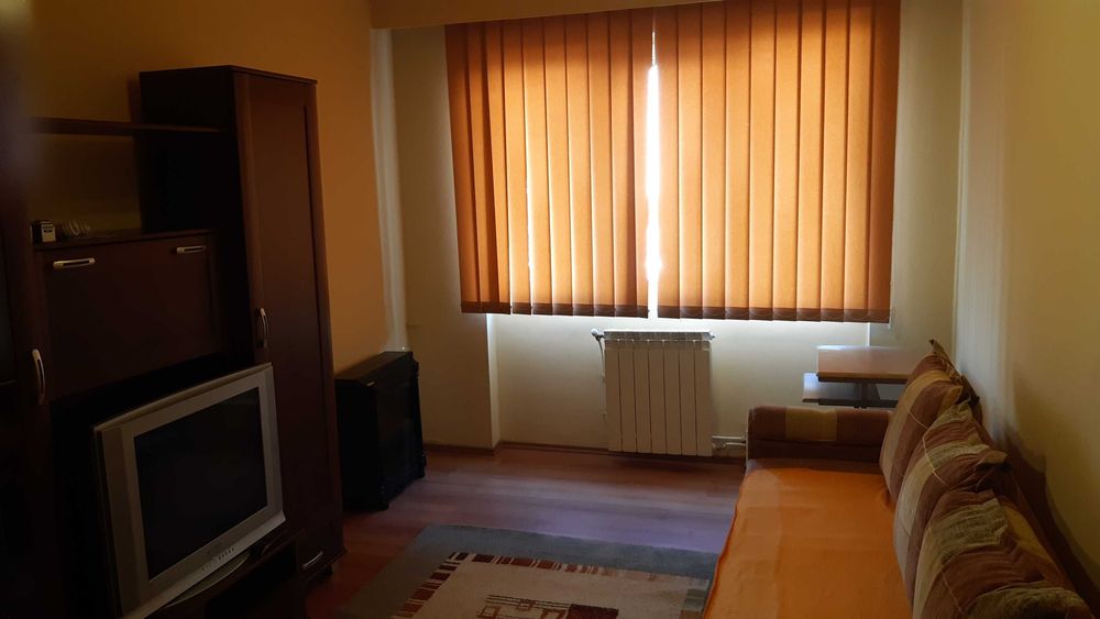Apartament de închiriat