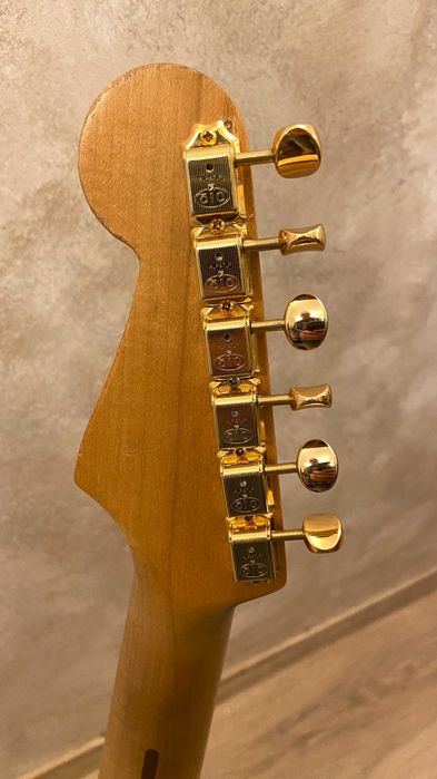 Squier by Fender 62 Reissue Stratocaster Red SQII-STR Japan