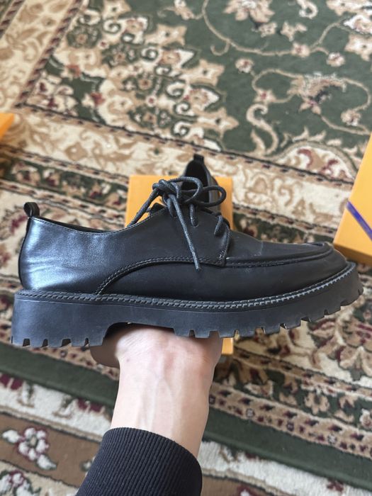 Женская обувь ..