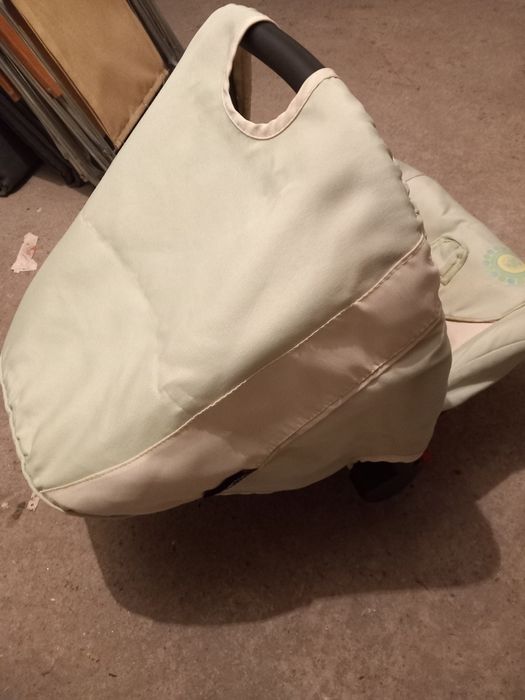 Бебешка кошница, столче