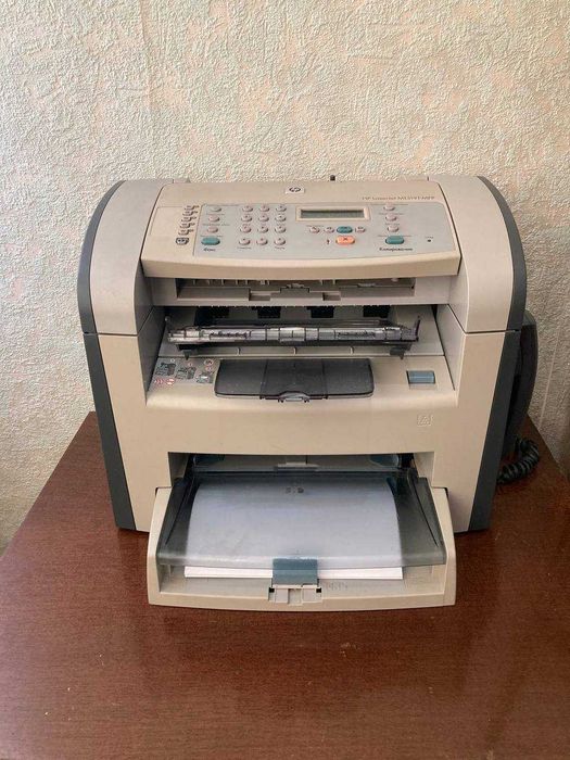 принтер/сканер/копир/факс/телефон HP LaserJet M1319 MFP