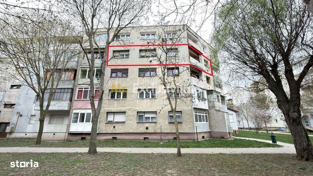 Apartament 3 camere MV1 Str. Gladiolei 6 Etaj III - Carei -