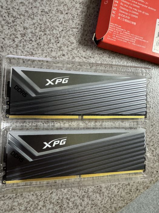 DDR5 XPG память оперативная