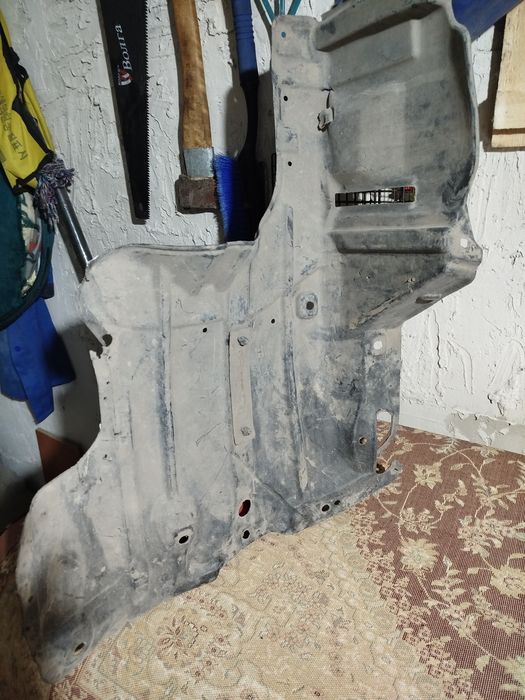 Защита поддона Тойота Карина е