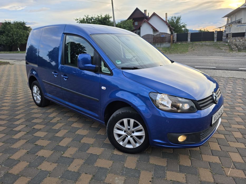 VOLKSWAGEN Caddy