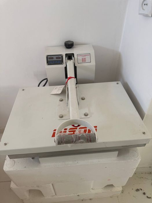 Тикув машиналари сотилади