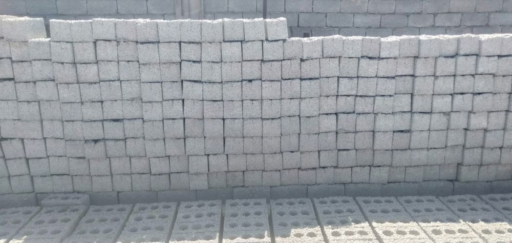 Шлакоблок строительный