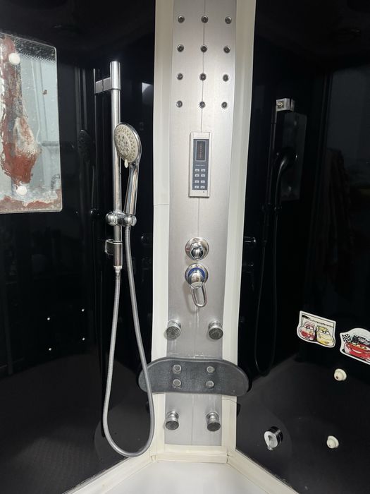 Душевая кабина в ванную