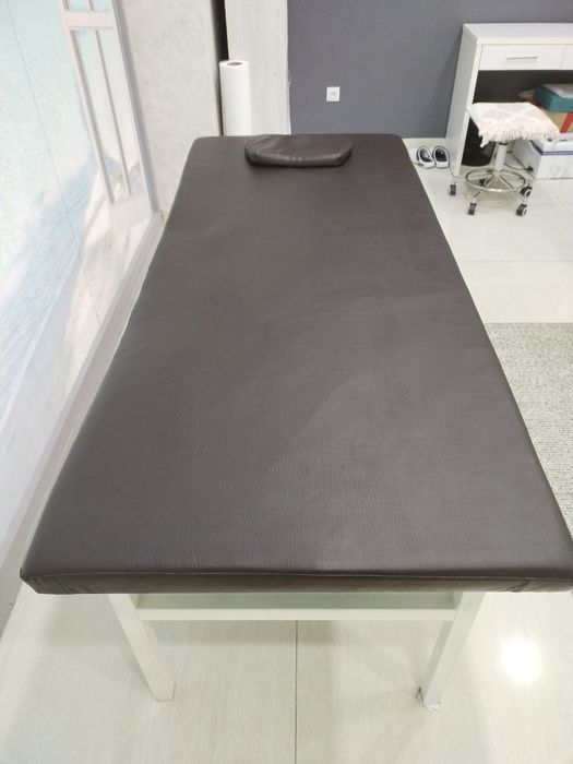 Кушетка для массажа в идеальном состоянии