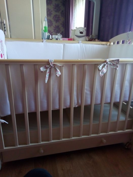 Детская кроватка, манеж.