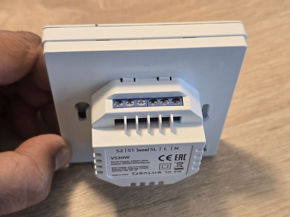 Termostat Salus VS30W