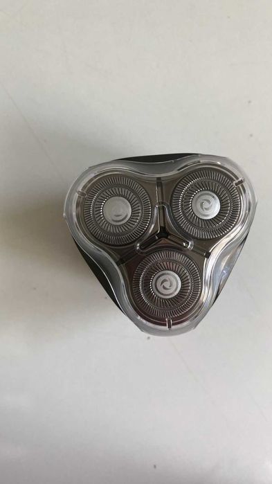 Электробритва  роторная от сети