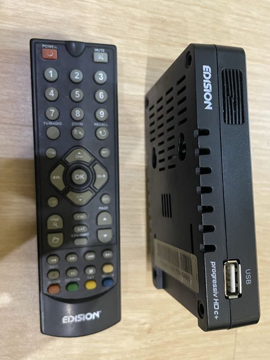 Сателитен приемник Edision progressiv HD c+ с дистанционно