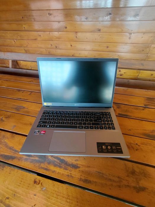 Vand  laptop acer aspire 3.15