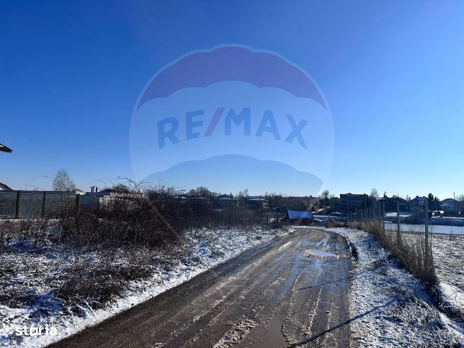Teren intravilan 500mp, langa lac, acces drum principal - Corbeanca