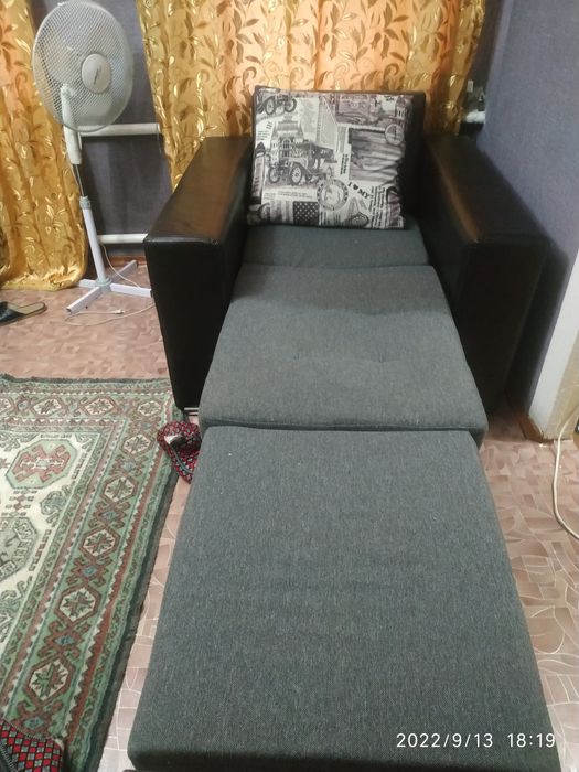 Кресло-кровать б/у