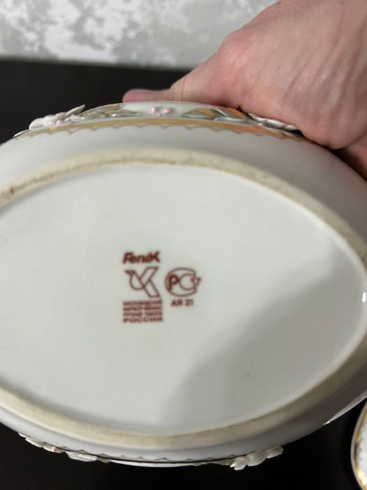 Продам шкатулку фарфор