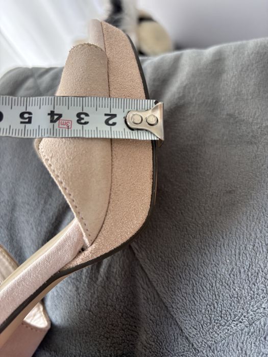 Розови сандали Pier One 38н