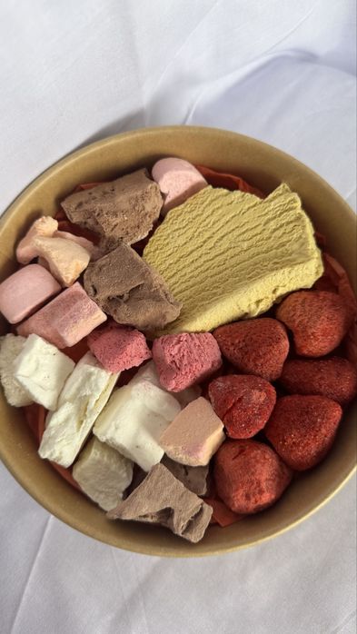 Сублимированный фрукты и морожное