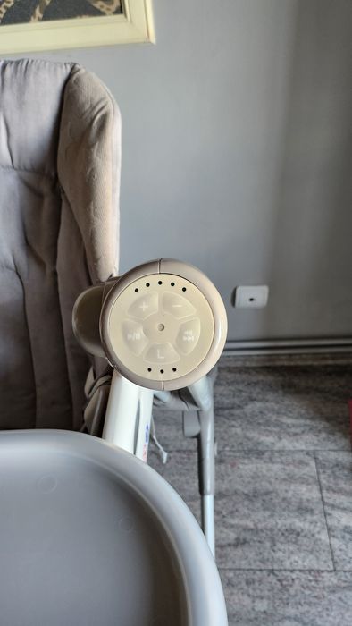 Vând scaun de masa 2 în 1