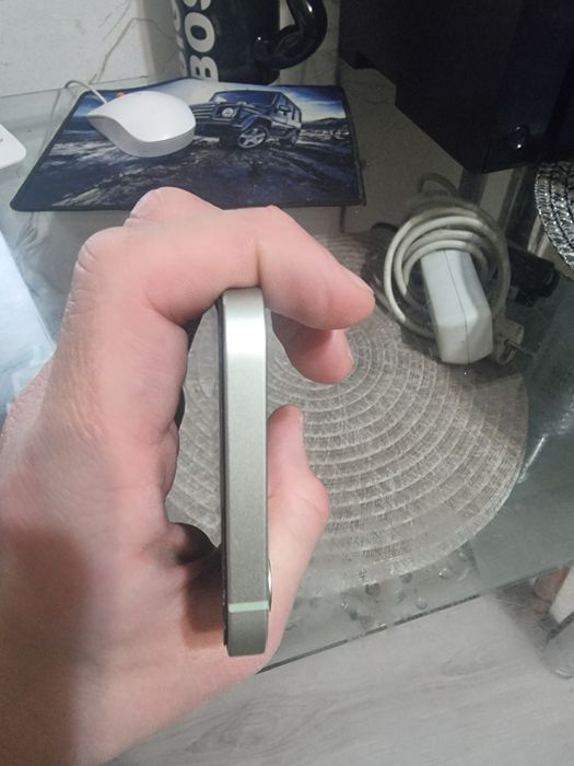 Продам Iphone 12 64 gb